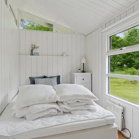 Дом отдыха Sylvana - From The Sea By Interhome